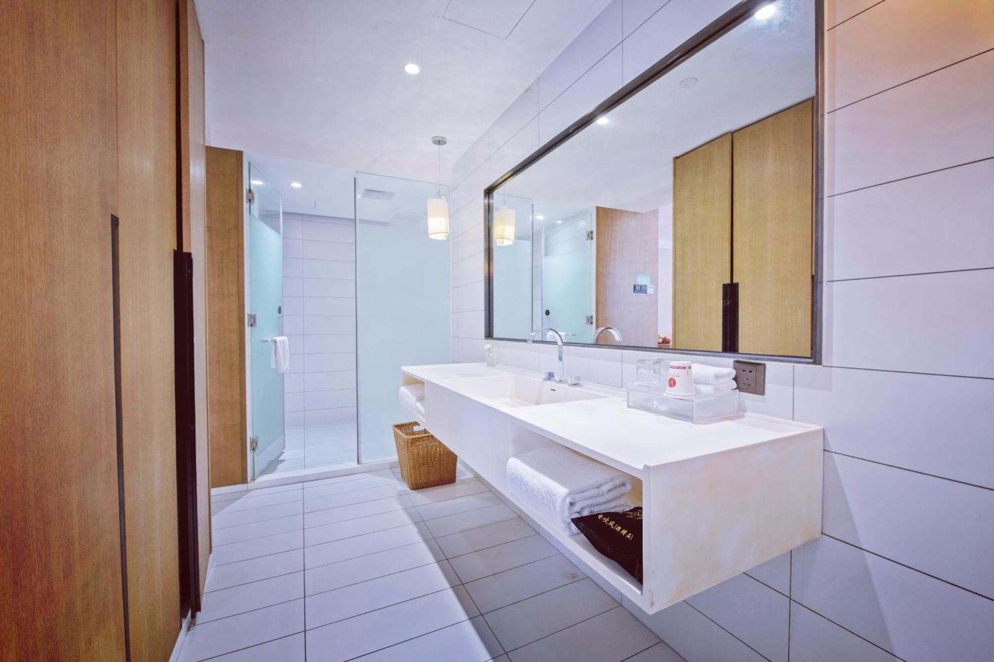 Hongdu Hotel Shenzhen Exterior photo