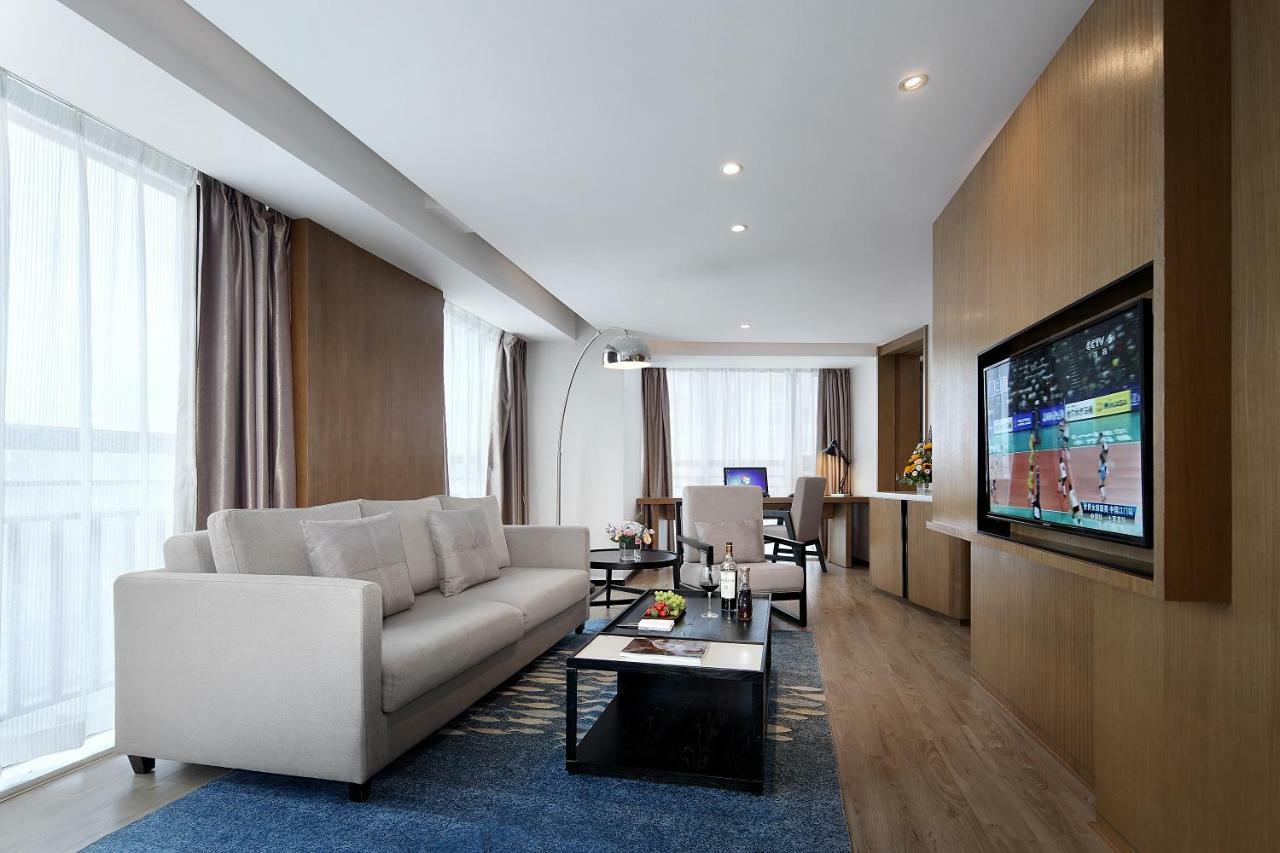 Hongdu Hotel Shenzhen Exterior photo